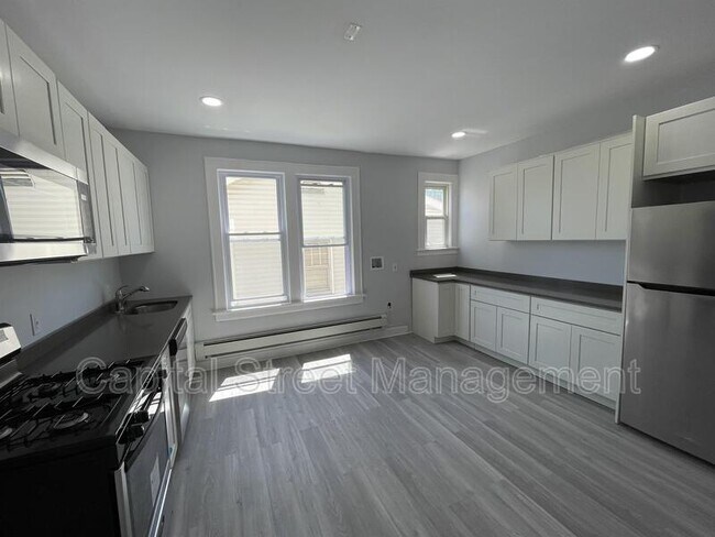 Foto del edificio - 431 Abington Ave