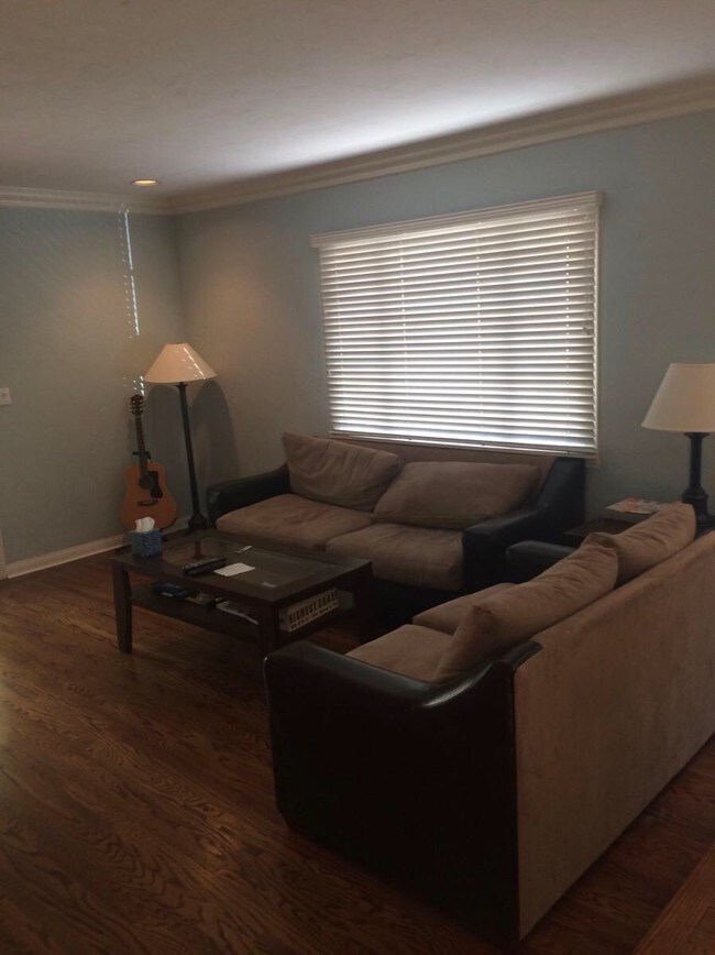 14575 Greenleaf St, Sherman Oaks, CA 91403 House Rental in Sherman