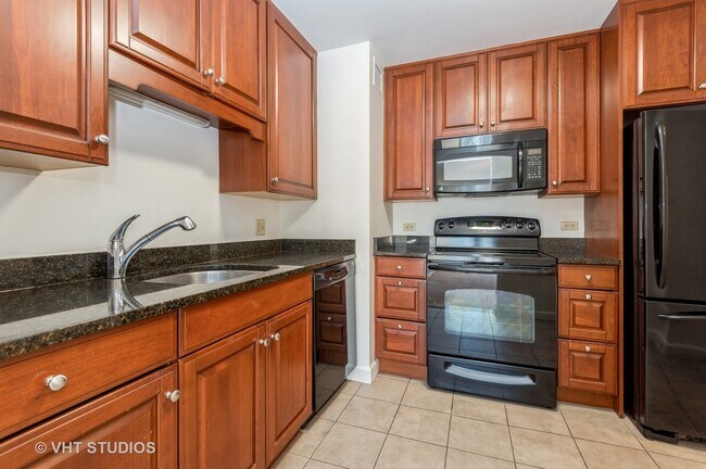 Foto del edificio - 200 N Dearborn St