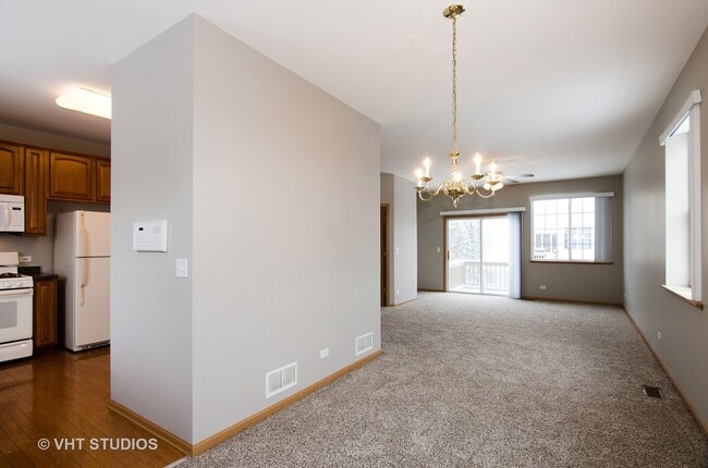 Building Photo - 346 Evergreen Cir
