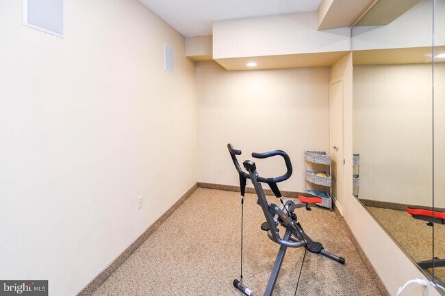 Foto del edificio - 9466 Sea Breeze Ct
