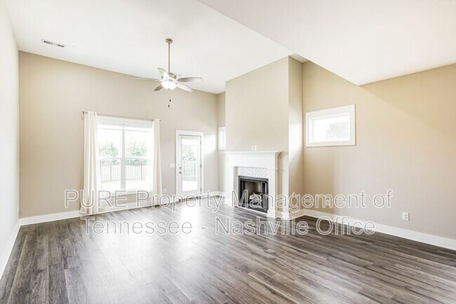 Foto del edificio - 105 Weller Ln