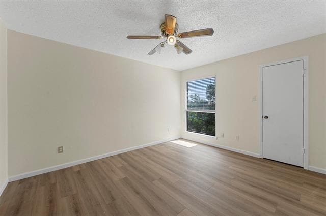 Building Photo - 2904 Nova Dr