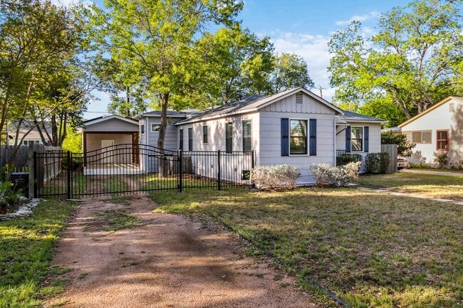 Building Photo - 124 Harmon Dr