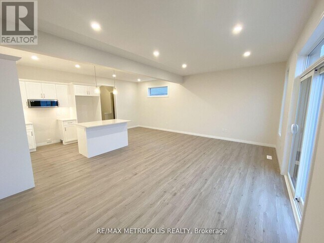 Building Photo - 96 Cortland Terrace