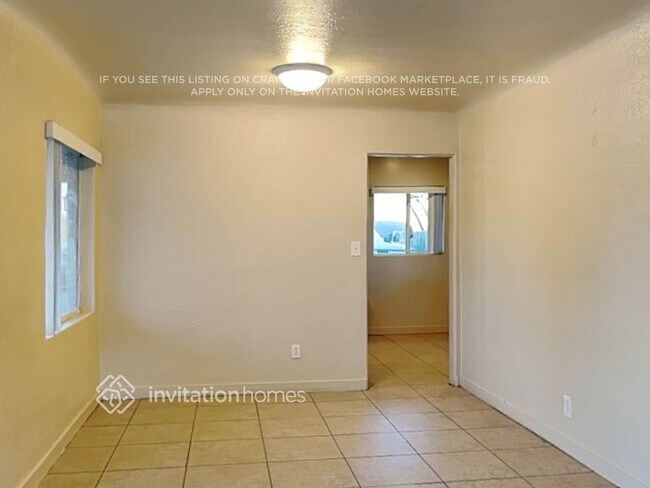 Foto del edificio - 527 W 1st St