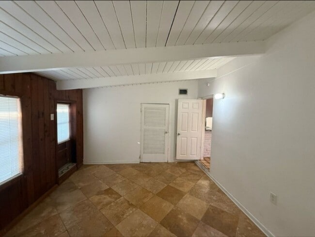 Building Photo - 234 McKinley Ave