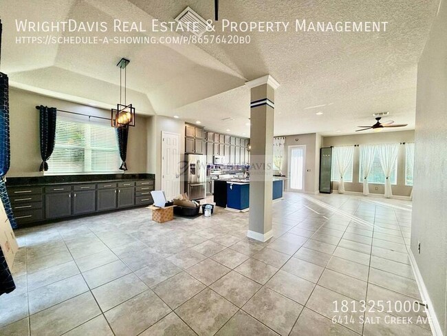 Foto del edificio - 6414 Salt Creek Ave