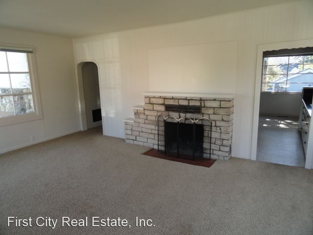 Building Photo - 2 br, 1 bath House - 315 Cypress Avenue
