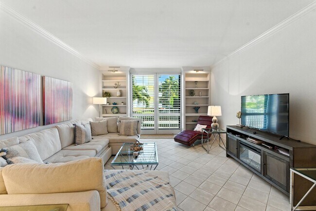 Building Photo - 400 S Ocean Blvd