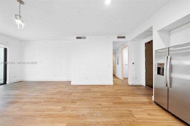 Building Photo - 3265 Bird Ave