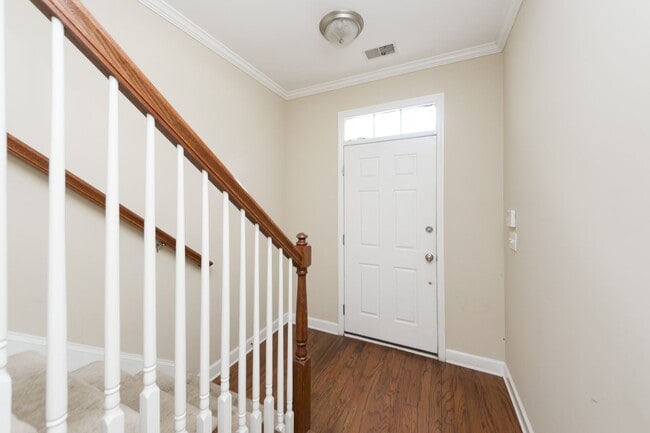 Building Photo - 2 Bedroom 2.5 Bath Townhouse in Dunes West...