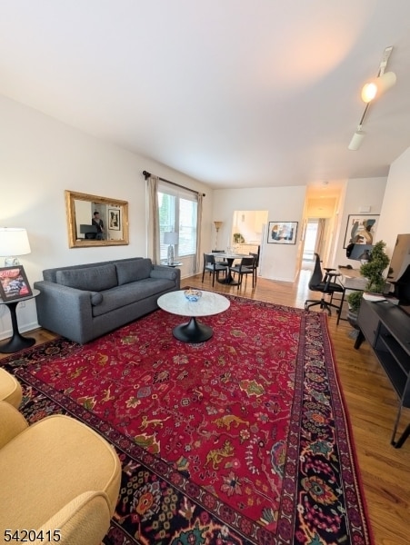 Foto del edificio - 36 Phoenix Ave