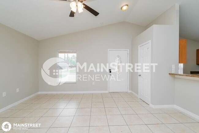 Building Photo - 1312 E Church St, Plant City, FL 33563