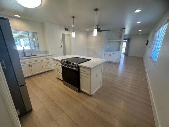 Photo - 9101 Rosewood Drive House