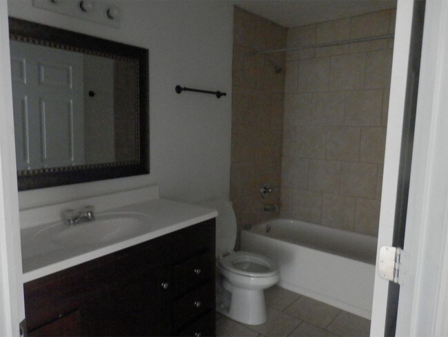Foto del edificio - 1315 NW 6th Pl
