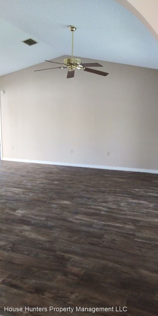 3 br, 2 bath House - 15824 Hennipen Cir photo'