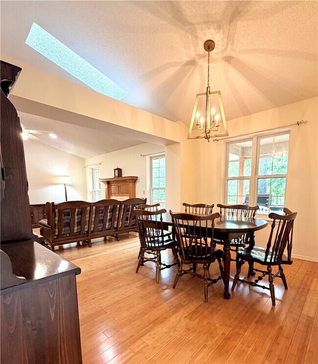 Foto del edificio - 11 Blakeney Ln