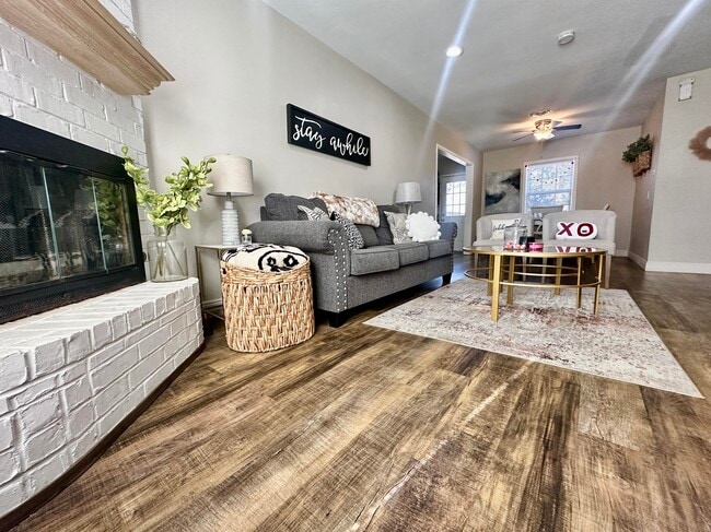 Building Photo - 2512 31st St