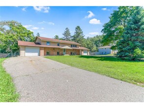 Building Photo - 6040 Hemlock Ln N