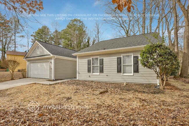 Building Photo - 5392 Medena Way