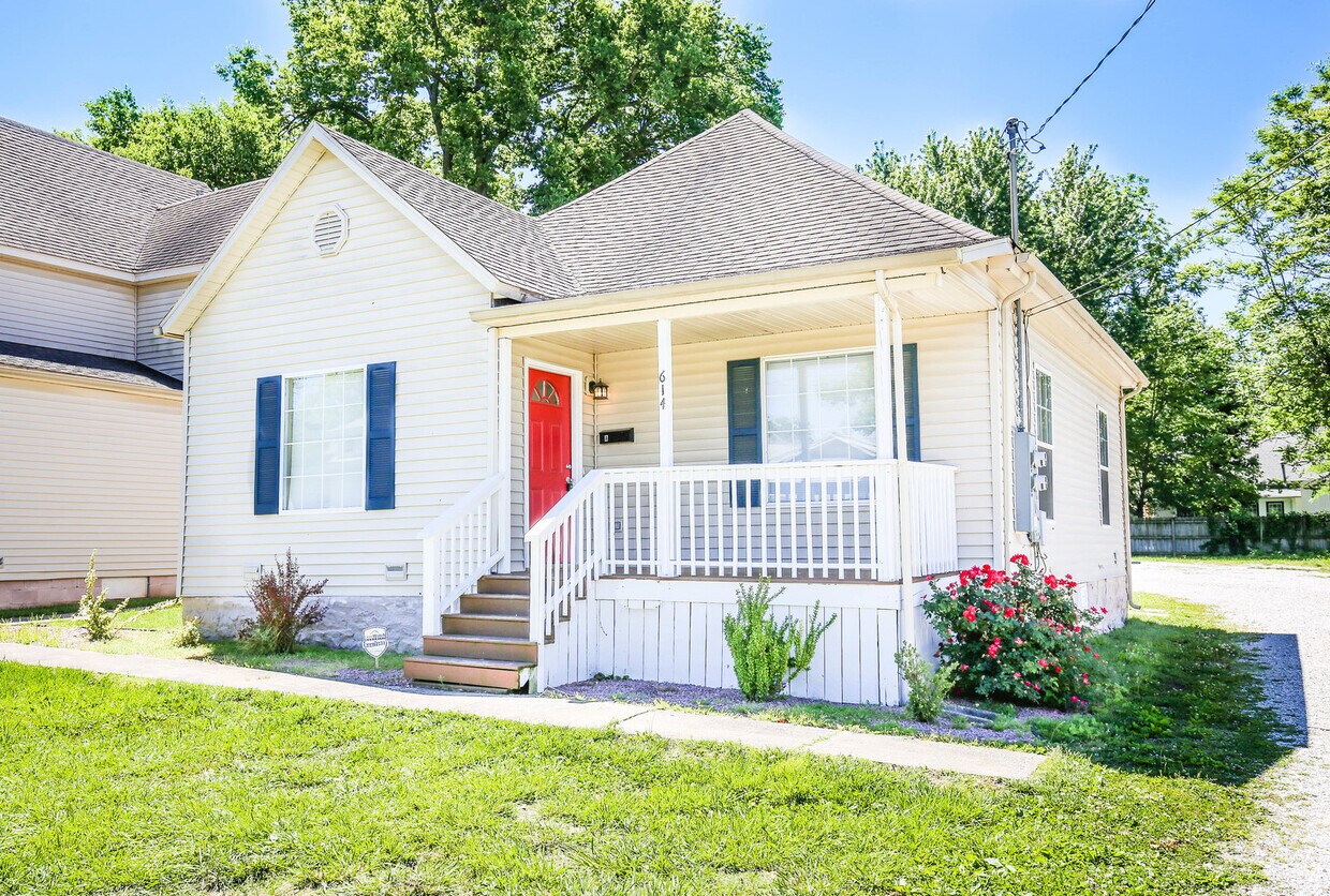 Foto principal - 614 W Mt Vernon St
