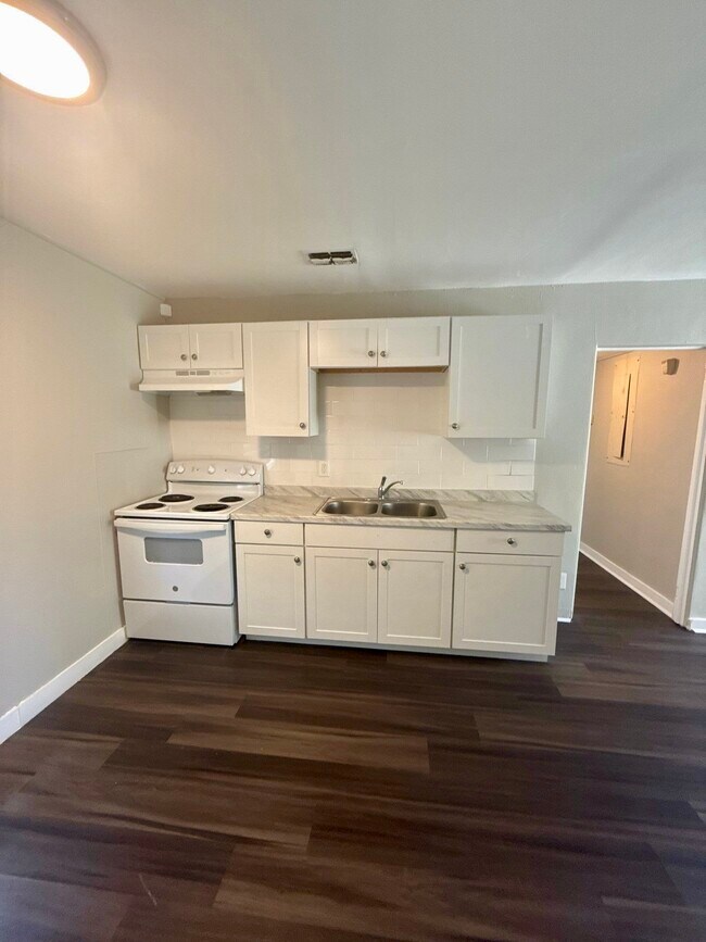 Foto del edificio - 1719 Wofford Ave