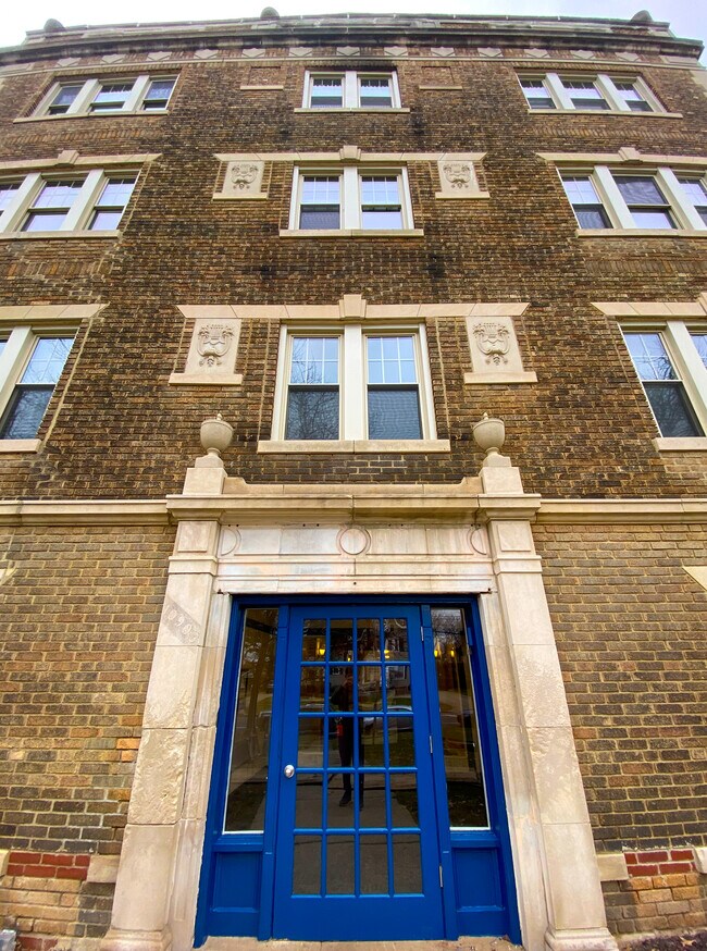 Foto del edificio - Clifton Lake Apartments