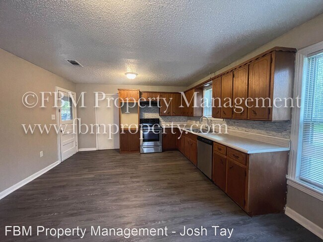 Building Photo - 4 br, 2 bath House - 319 McEntire Rd