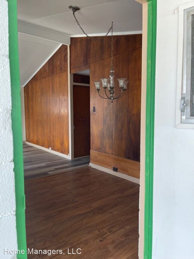 Building Photo - 3 br, 1.5 bath House - 211 Kono Place