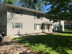 Building Photo - 3729-3731 Oakland Dr