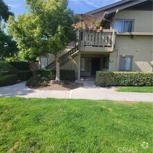 Building Photo - 116 Clearbrook