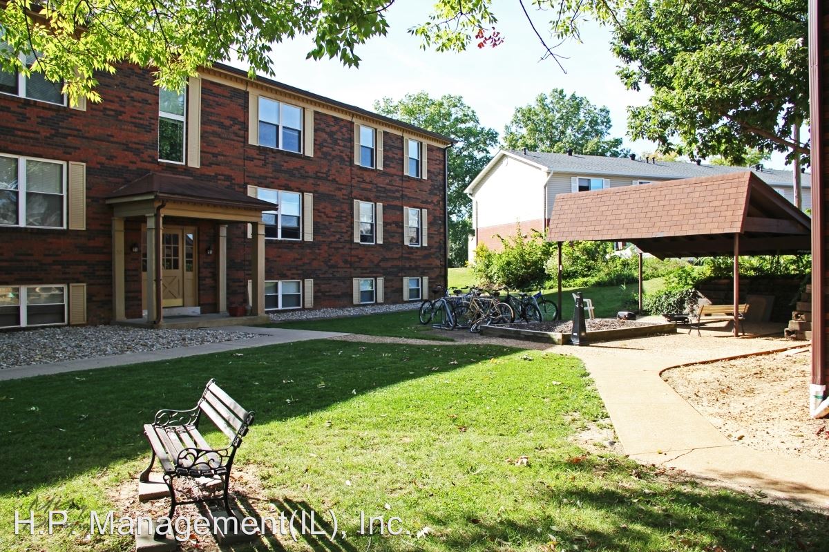 30 Devon Ct Unit Apt 10, Edwardsville, IL 62025 Condo for Rent in