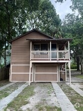 Building Photo - 311 NE Sanchez Ave