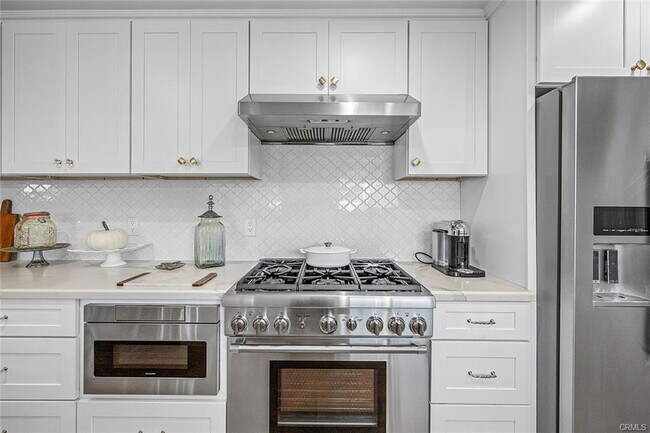 Foto del edificio - 950 Marvista Ave