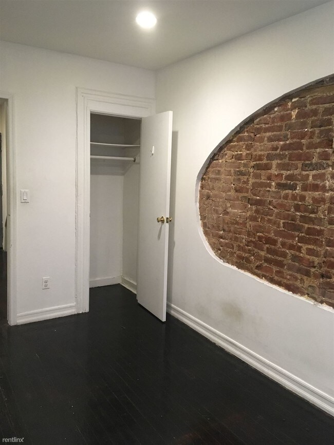 Building Photo - 2 br, 1 bath  - 766 Nostrand Ave