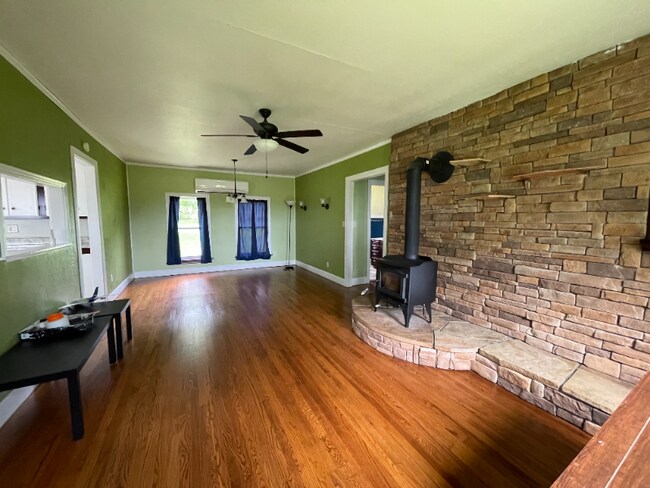Foto del edificio - 1158 Marion County 7022