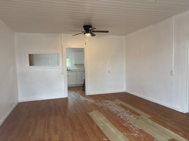 Foto del edificio - 7599 Azusa Ave