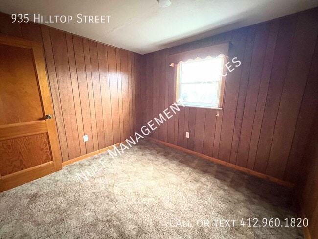 Building Photo - 935 Hilltop St