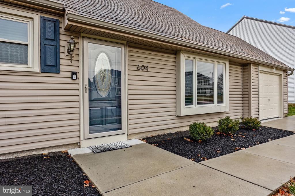 Foto principal - 604 Iva Ln