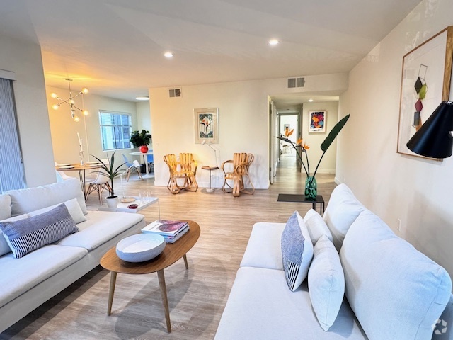 Building Photo - Sherman Oaks Apartments - Off Market