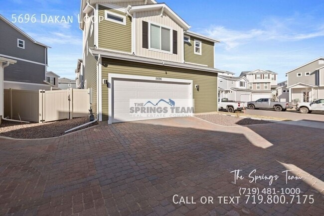 Photo - 5696 Dakan Lp House