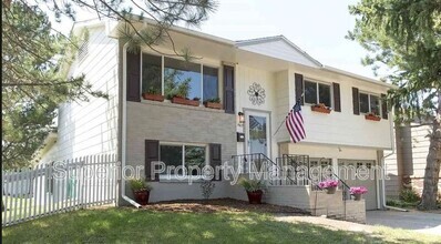 Building Photo - 7412 Willshire Blvd