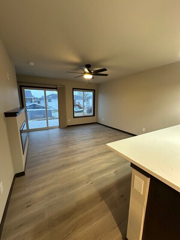Building Photo - 850 Dry Run Creek Ct