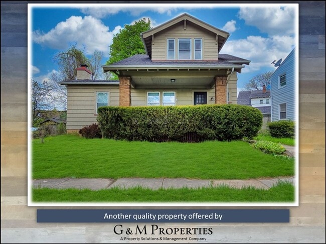 Building Photo - 1317 Genesee St
