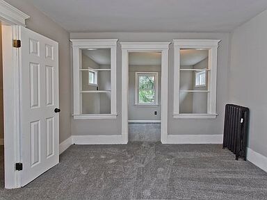 Building Photo - 27 Rockland St