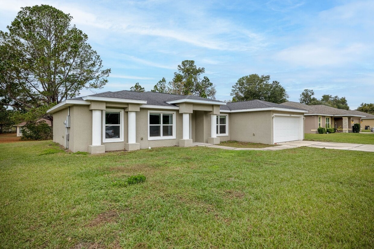 Foto principal - Nice home in Marion Oaks