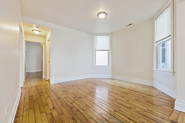 Building Photo - 3823 N Whipple St
