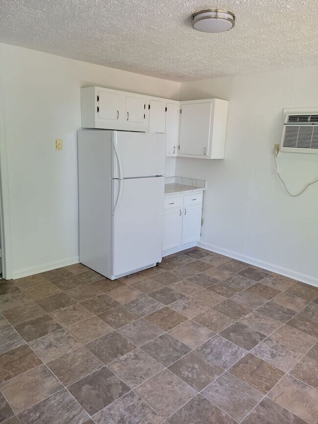 Foto del edificio - 11th Bay Colonies