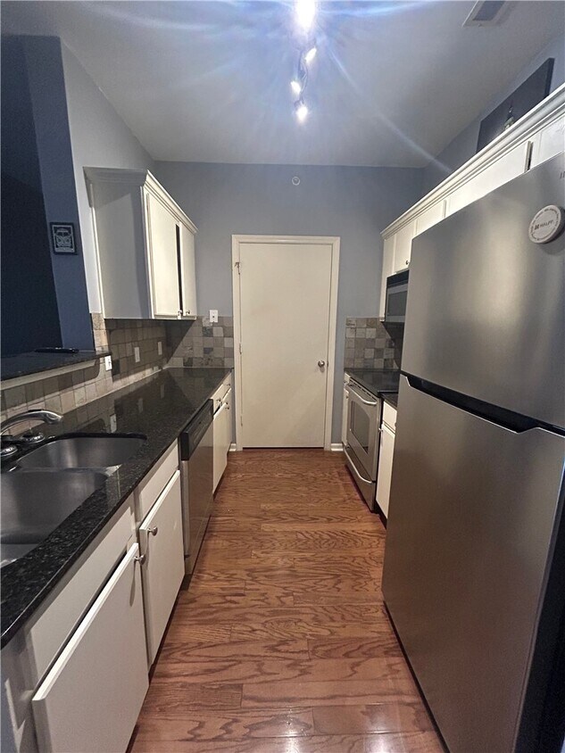 Foto del edificio - 4230 NW Meadow Creek Cir